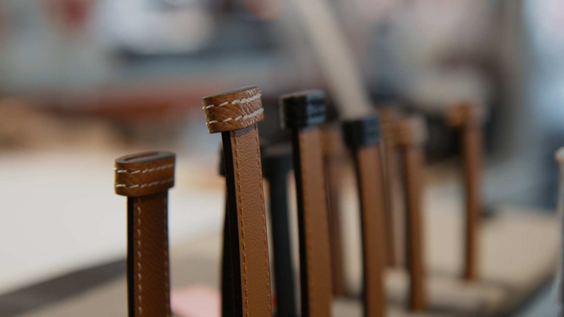 0-coupes.00_02_06_01.Still006