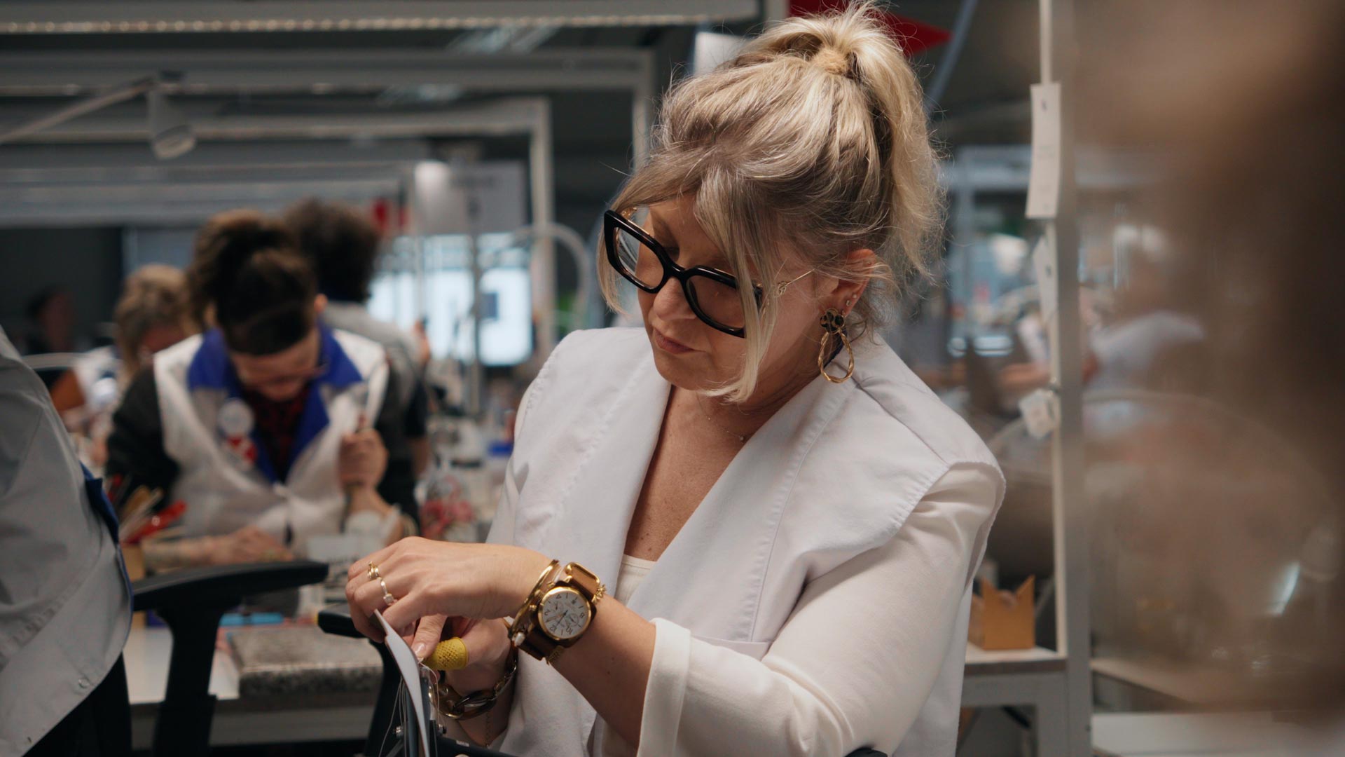 0-coupes.00_10_53_02.Still015